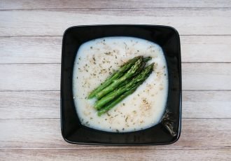 crema fría de espárragos