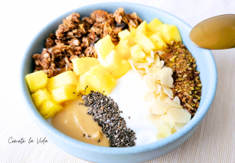 Bol de muesli con mango